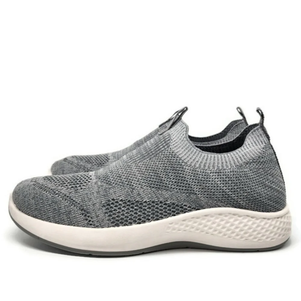 Tommy Bahama Flint Jogger Light Grey Knit Pull-On No-Lace Memory Foam Sneakers - Picture 3 of 10